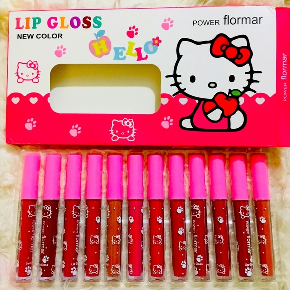 Hello Kitty Lip Gloss with 12 different colors - Picture 1 of 3